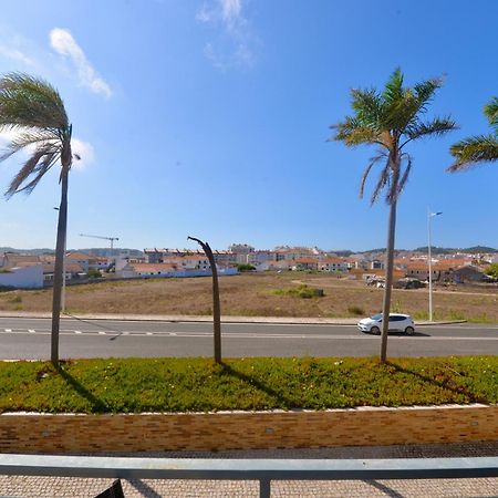 Pebble - 1 Bedroom Apartment Sleeps 5 With Pool & Tennis Court Sao Martinho do Porto Εξωτερικό φωτογραφία