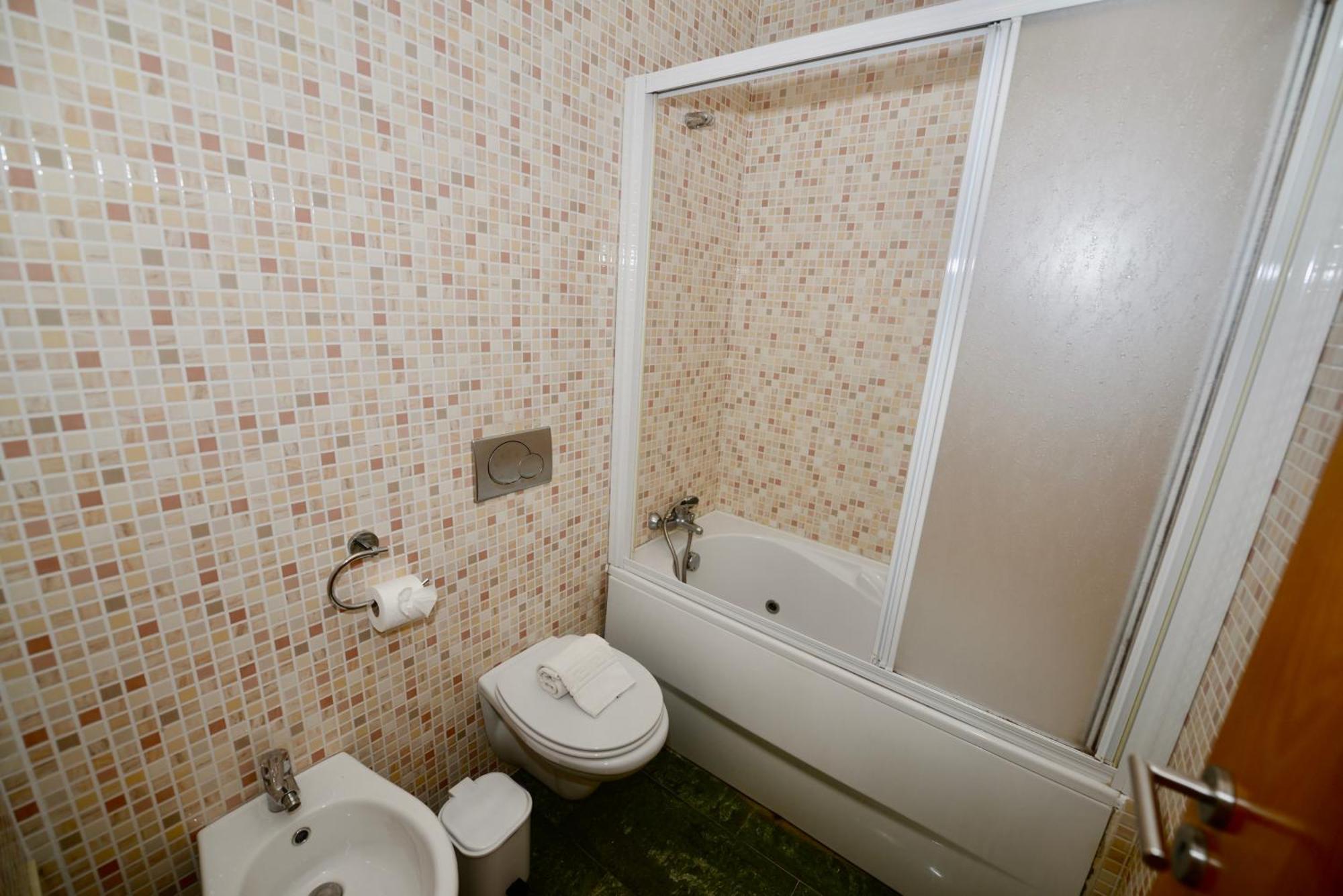 Pebble - 1 Bedroom Apartment Sleeps 5 With Pool & Tennis Court Sao Martinho do Porto Εξωτερικό φωτογραφία