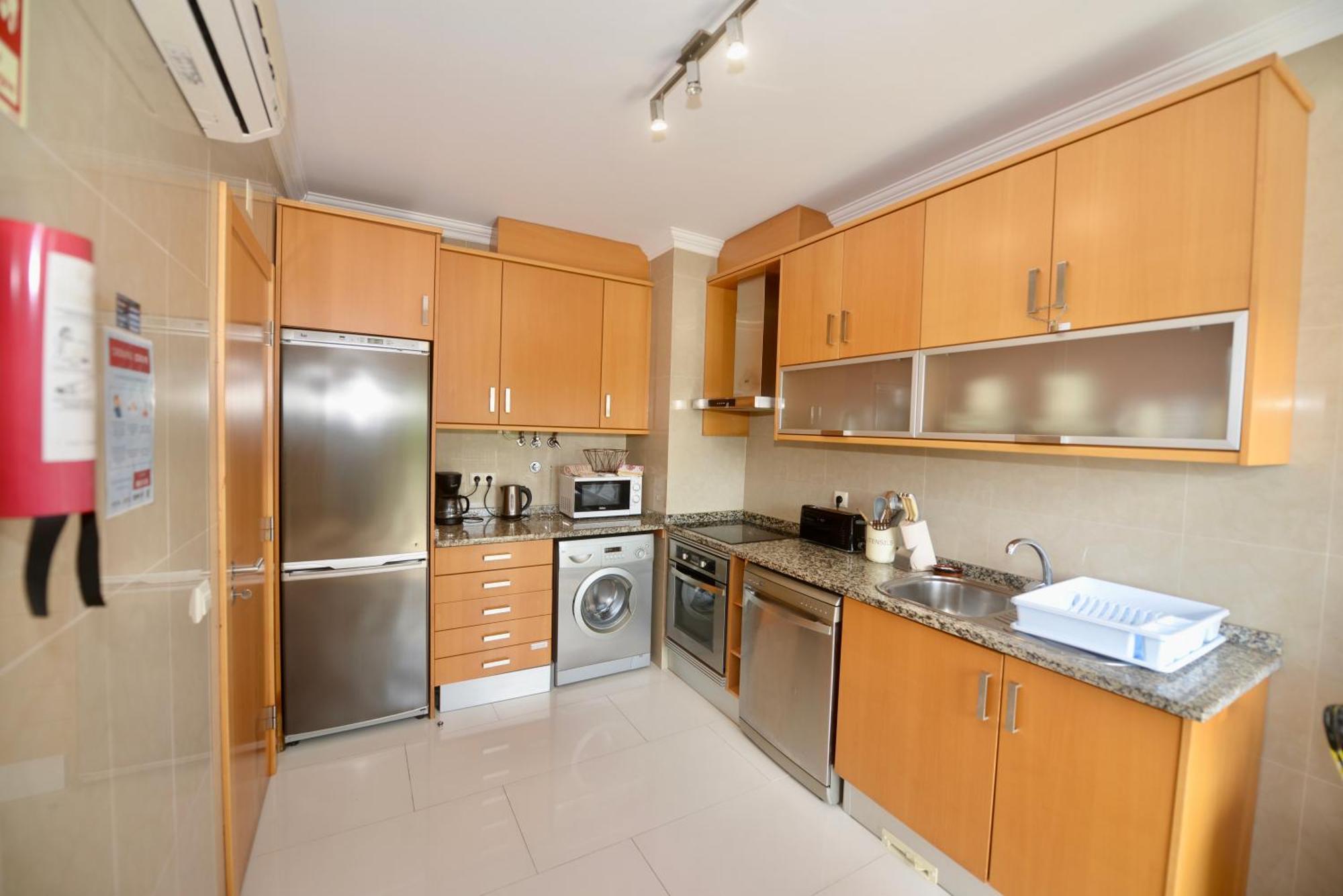 Pebble - 1 Bedroom Apartment Sleeps 5 With Pool & Tennis Court Sao Martinho do Porto Εξωτερικό φωτογραφία