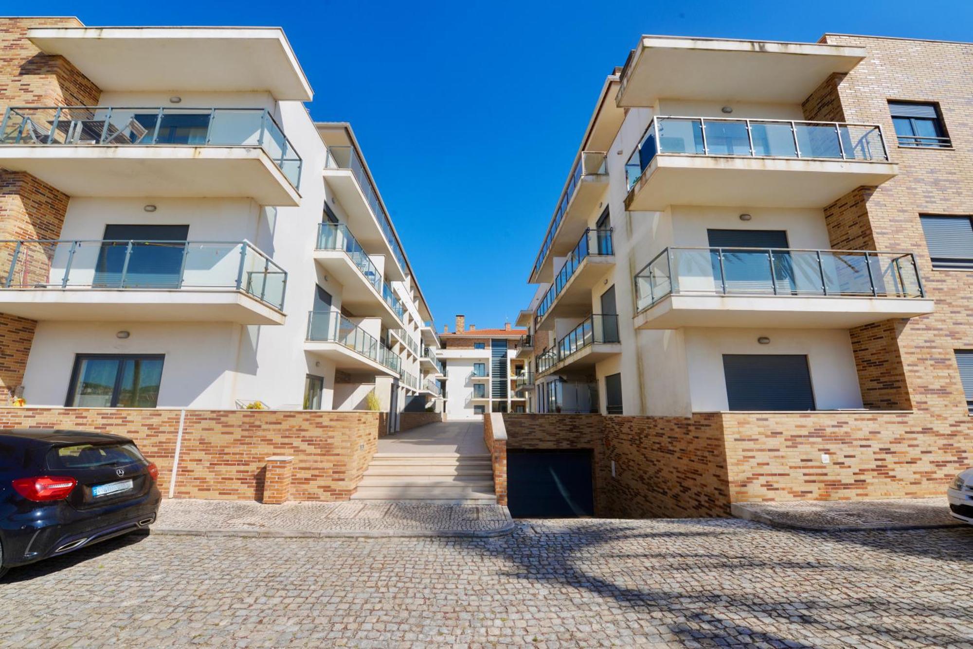 Pebble - 1 Bedroom Apartment Sleeps 5 With Pool & Tennis Court Sao Martinho do Porto Εξωτερικό φωτογραφία